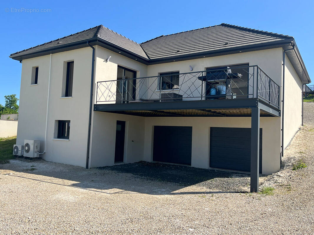 Maison à SAINTE-FEREOLE