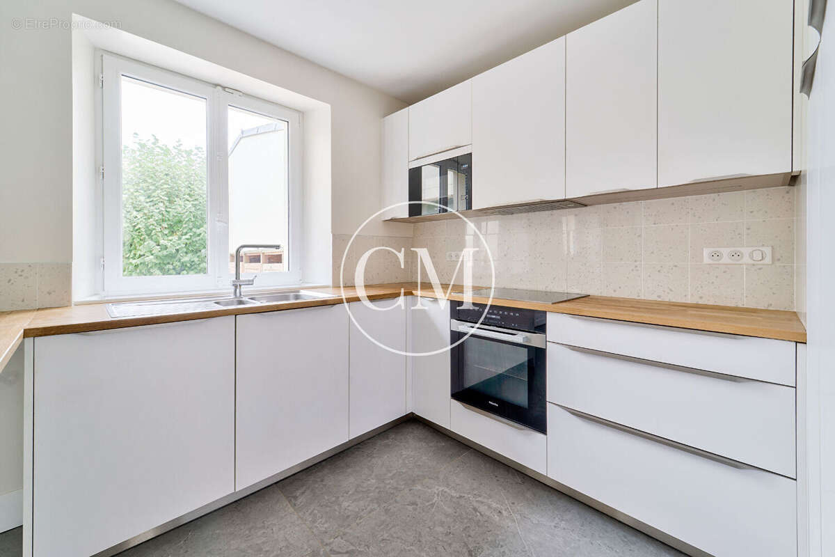 Appartement à VERSAILLES