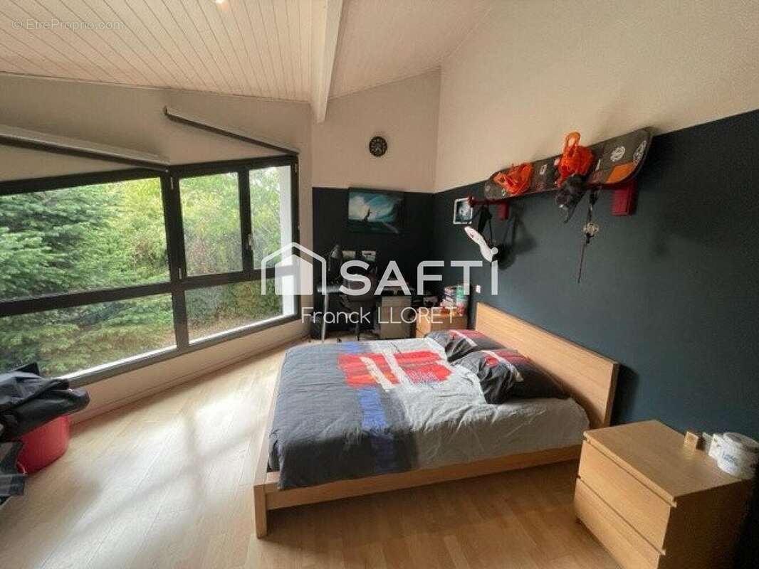 Photo 8 - Maison à VENDAYS-MONTALIVET