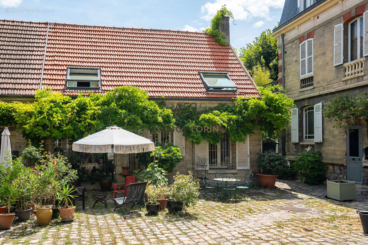 Maison à LE PECQ