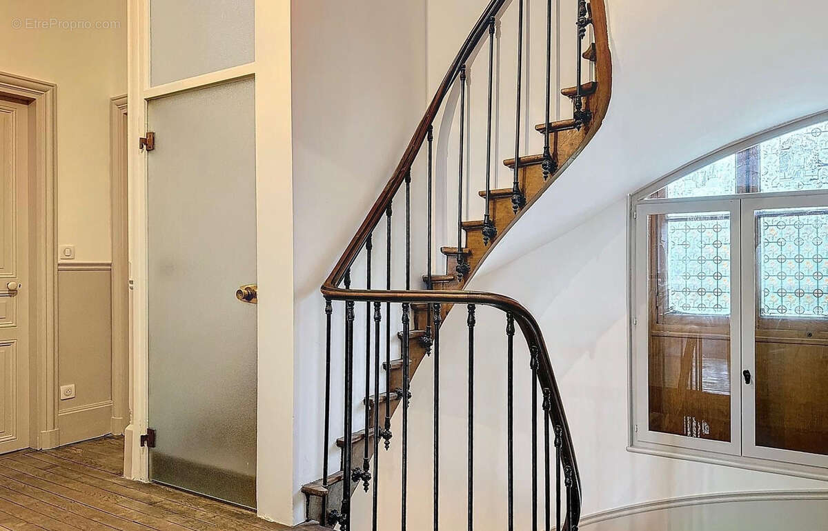 Maison à MILLY-LA-FORET