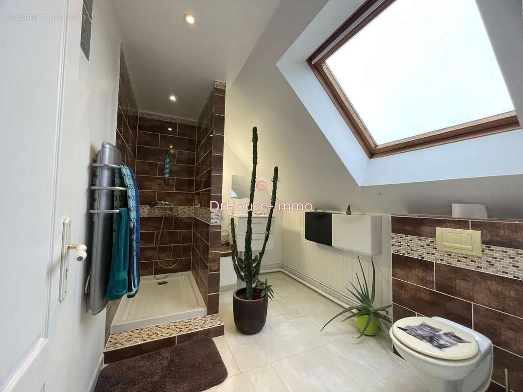 Maison à MONTCRESSON