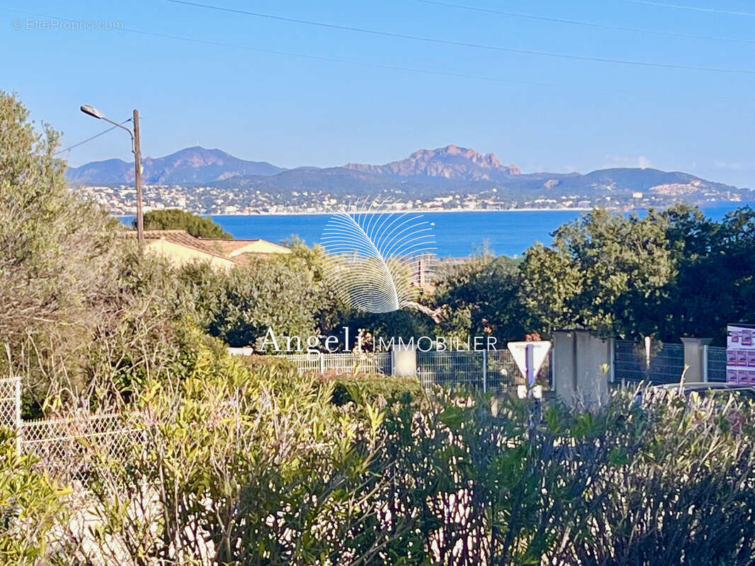 Maison à FREJUS