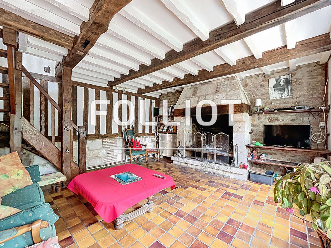 Maison à SAINT-PLANCHERS