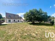 Photo 1 - Maison à LES CHAPELLES-BOURBON