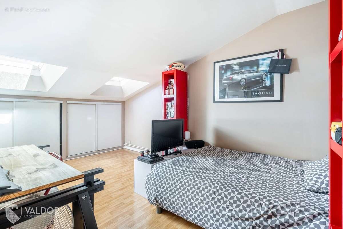 Grand T3 duplex au cœur de Chatillon - photo 5