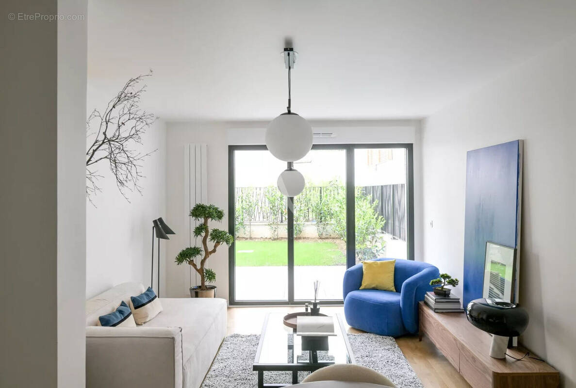 Appartement à SURESNES