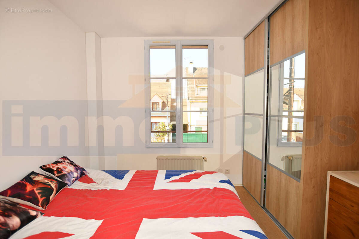 Maison à BOIS-D'ARCY