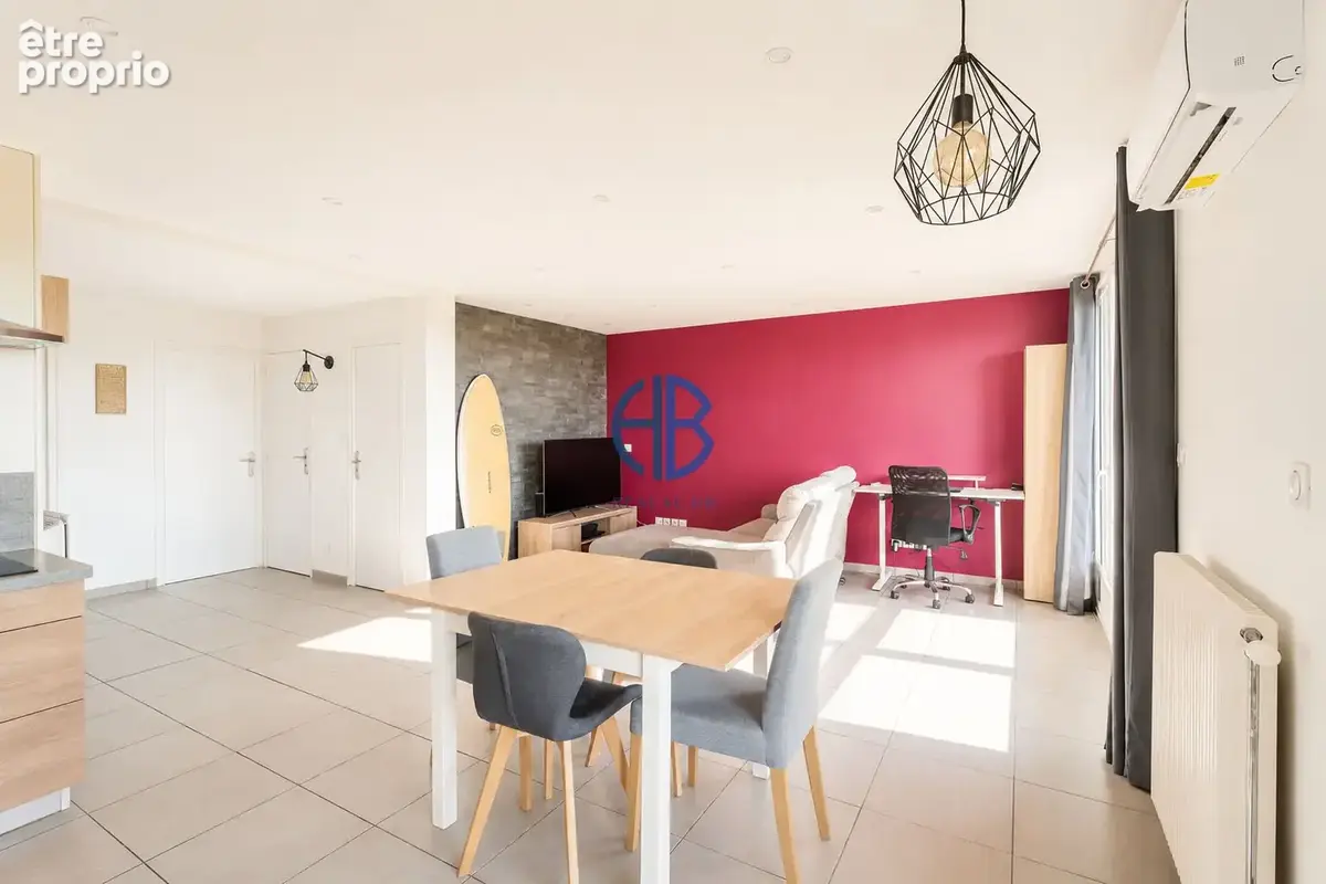 Appartement à SAINT-LAURENT-DE-MURE