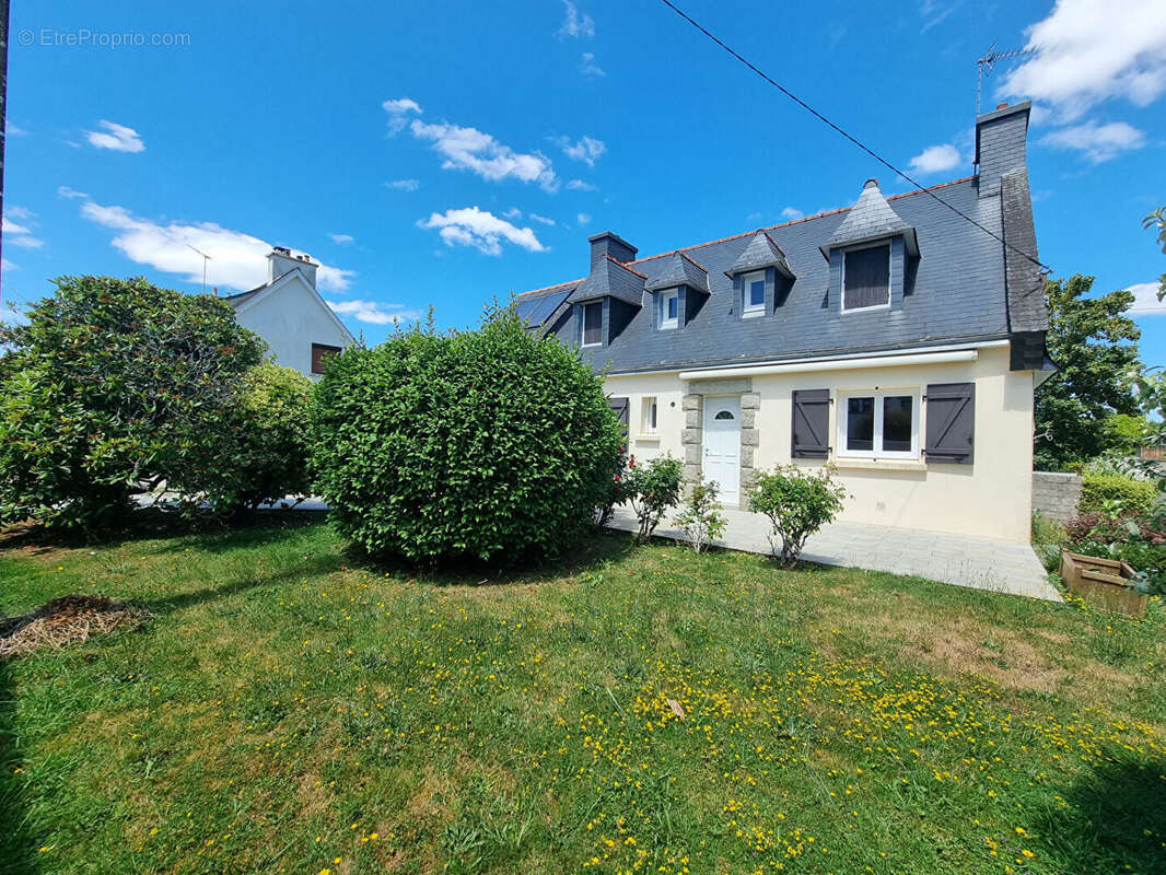 Maison à QUIMPERLE