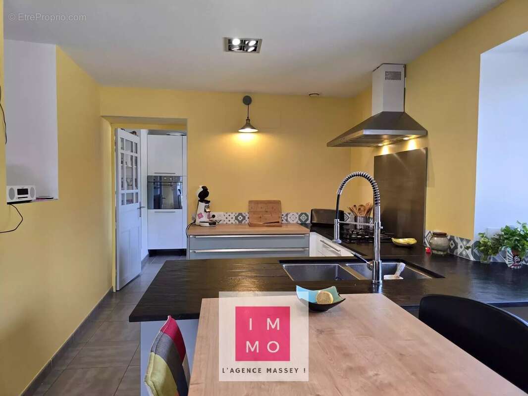 Maison à CASTERA-LOU