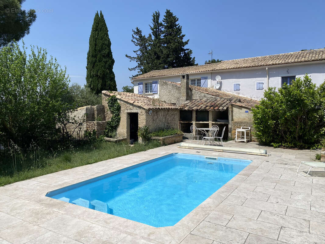 Maison à BAGNOLS-SUR-CEZE