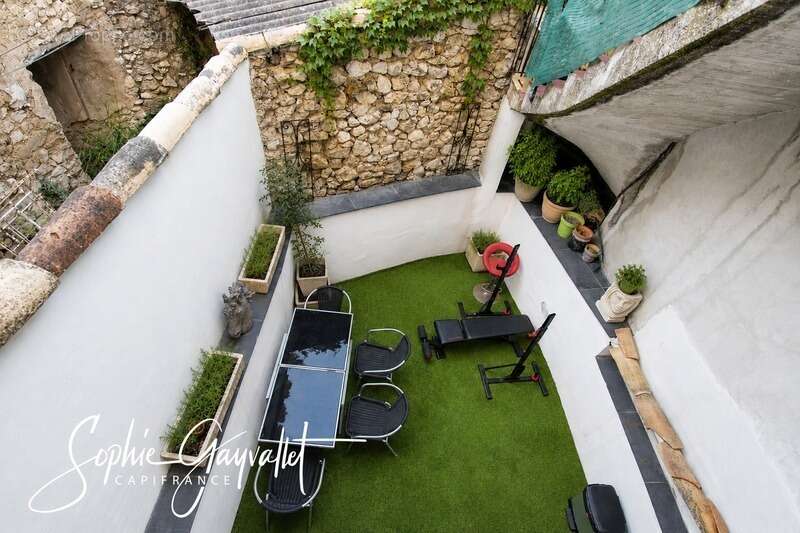 Appartement à VELAUX