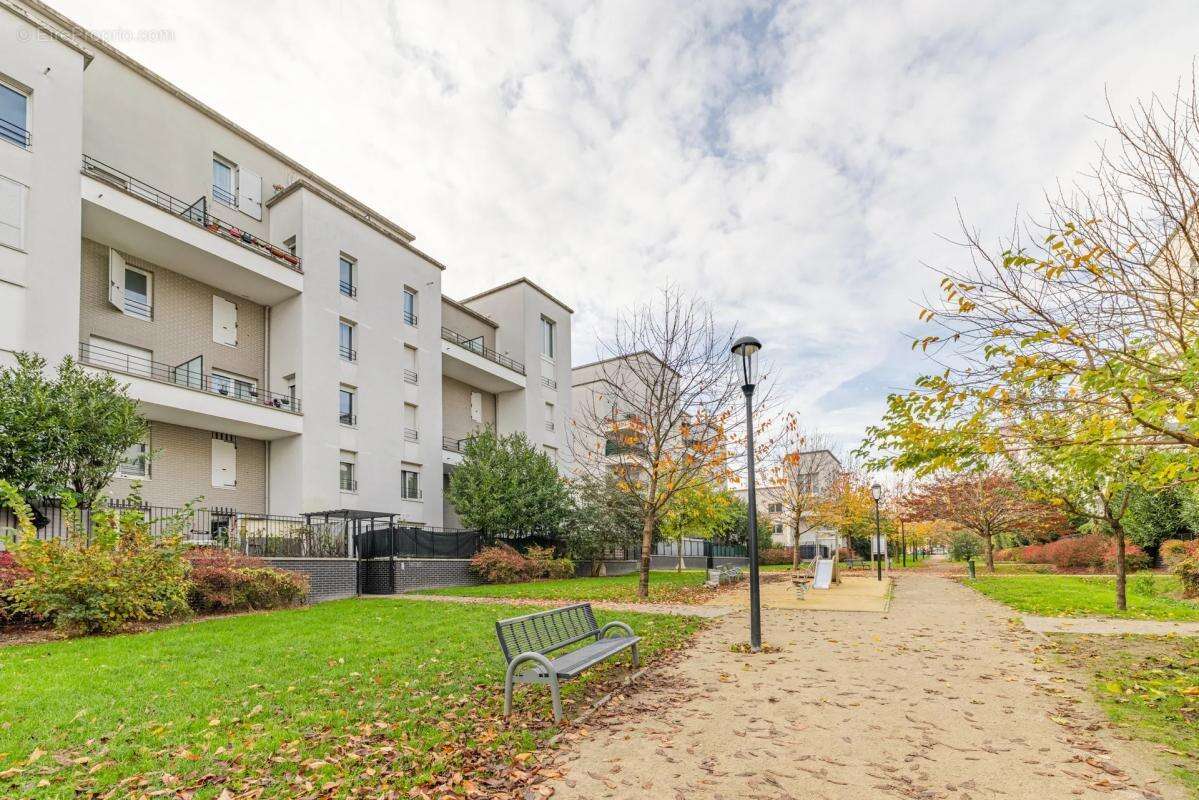 Appartement à STAINS