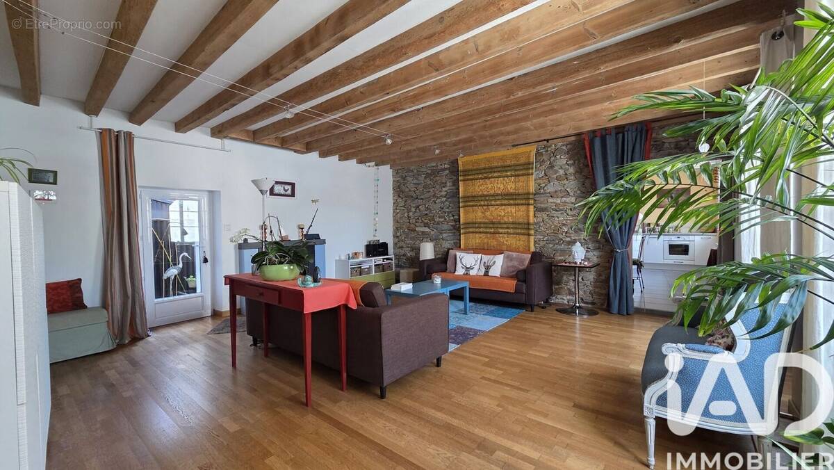 Photo 1 - Maison à RIAILLE