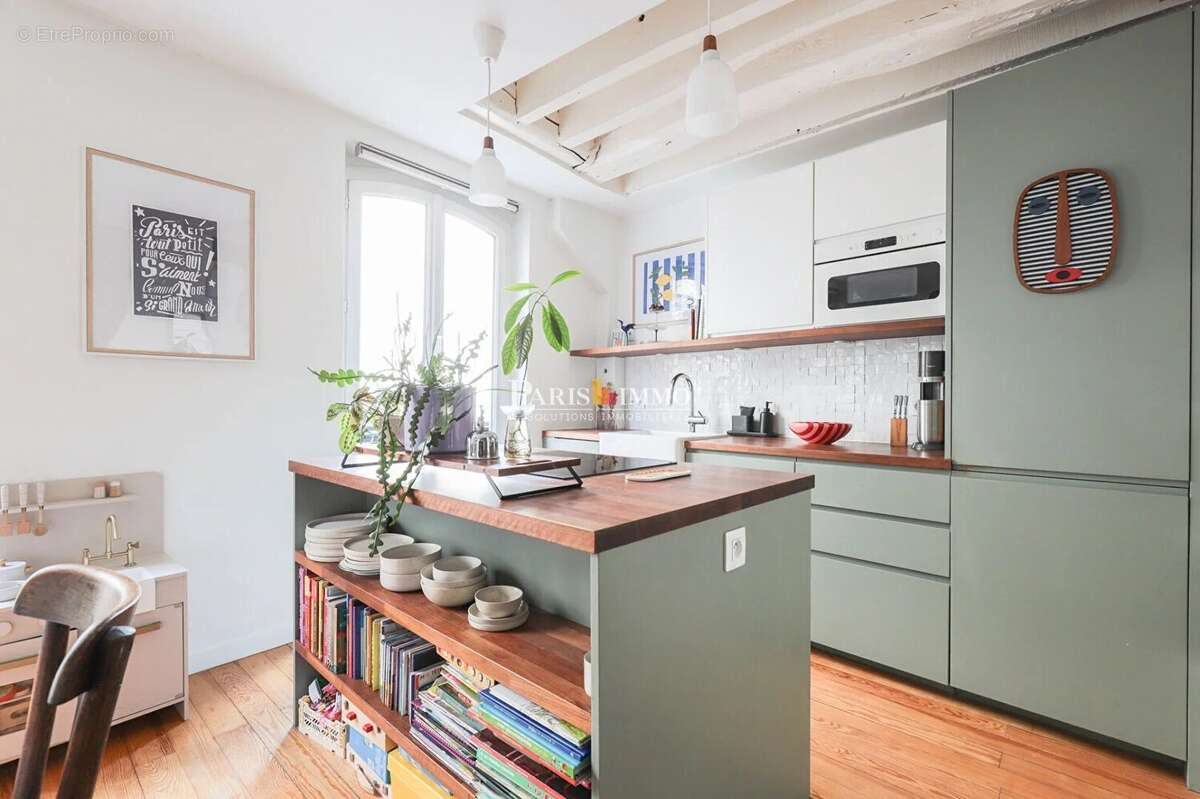 Appartement à PARIS-18E
