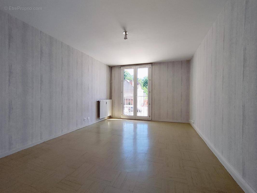 Appartement à SONGEONS