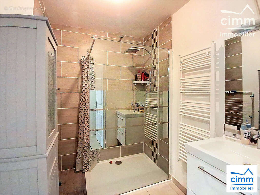 Maison à NOYAL-CHATILLON-SUR-SEICHE