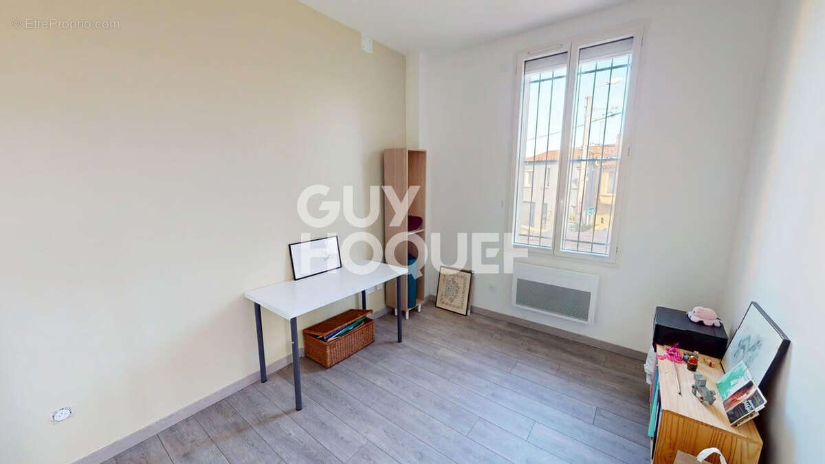 PERPIGNAN quartier des platanes, à vendre maison de ville, 4 pièces avec jardin et garage à motos - photo 6