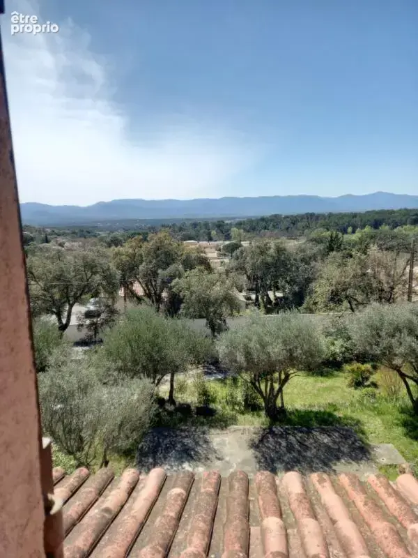 VIDAUBAN (83), villa 3 chambres, garage terrain 3115 m2 - photo 2