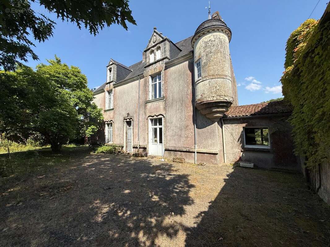 Photo 2 - Maison à MONNIERES