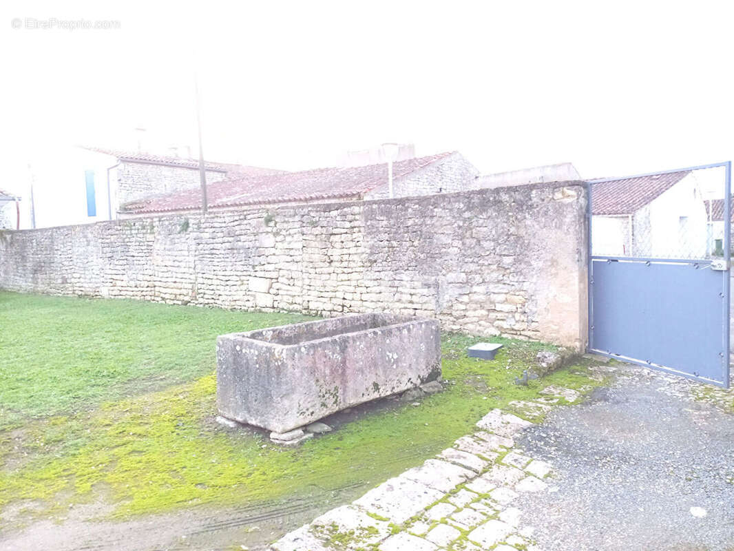 Terrain à SAINT-PIERRE-D&#039;OLERON