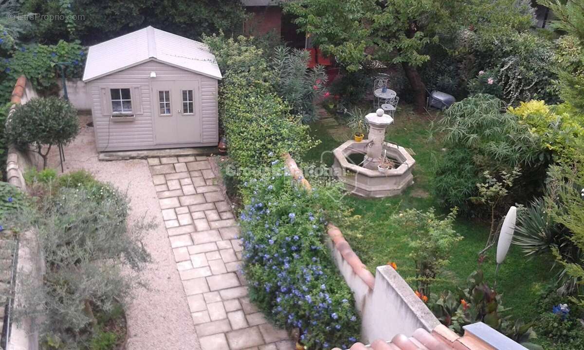 À vendre - AVIGNON INTRA MUROS - appartement, terrasse - photo 2