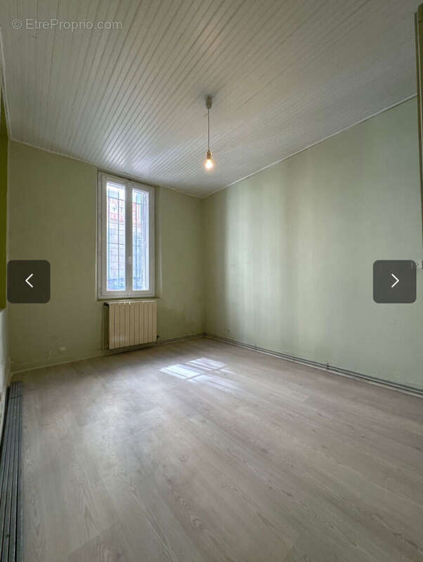Appartement à MARSEILLE-1E