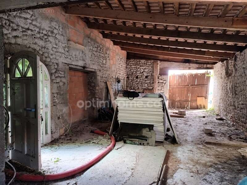 Maison à SAINT-ESTEPHE