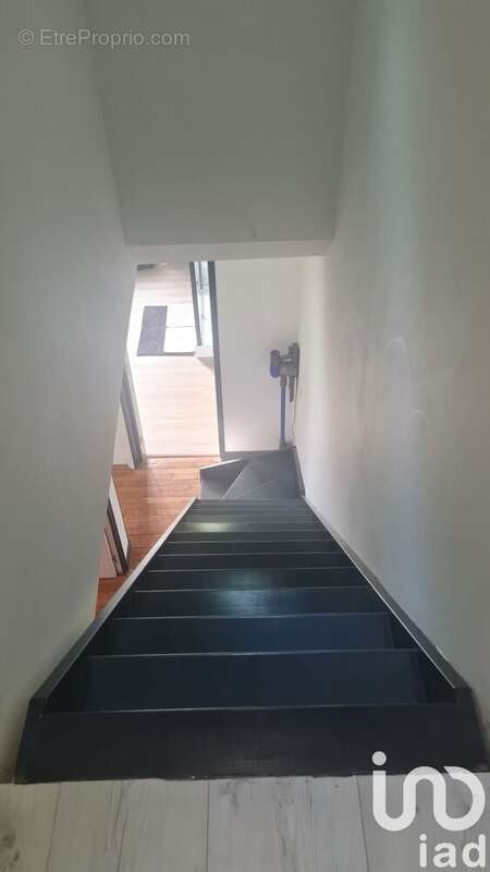 Photo 7 - Maison à TOUSSON