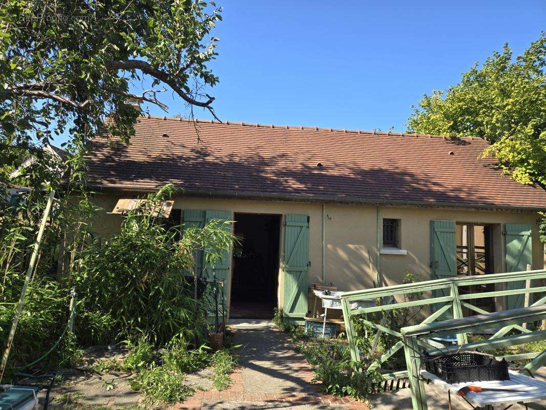 Maison 190 m² à Vaureal  - photo 13