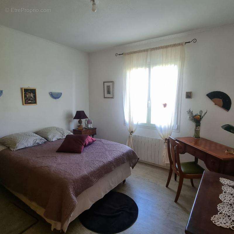 Maison à LE HOUGA