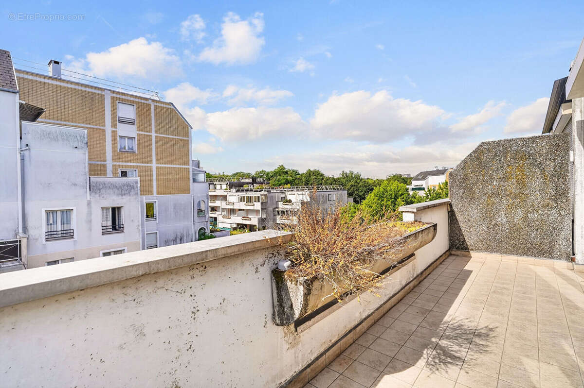 CHAMPS-SUR-MARNE (77420) : Appartement 4 pièces de 95,27 m² - photo 2