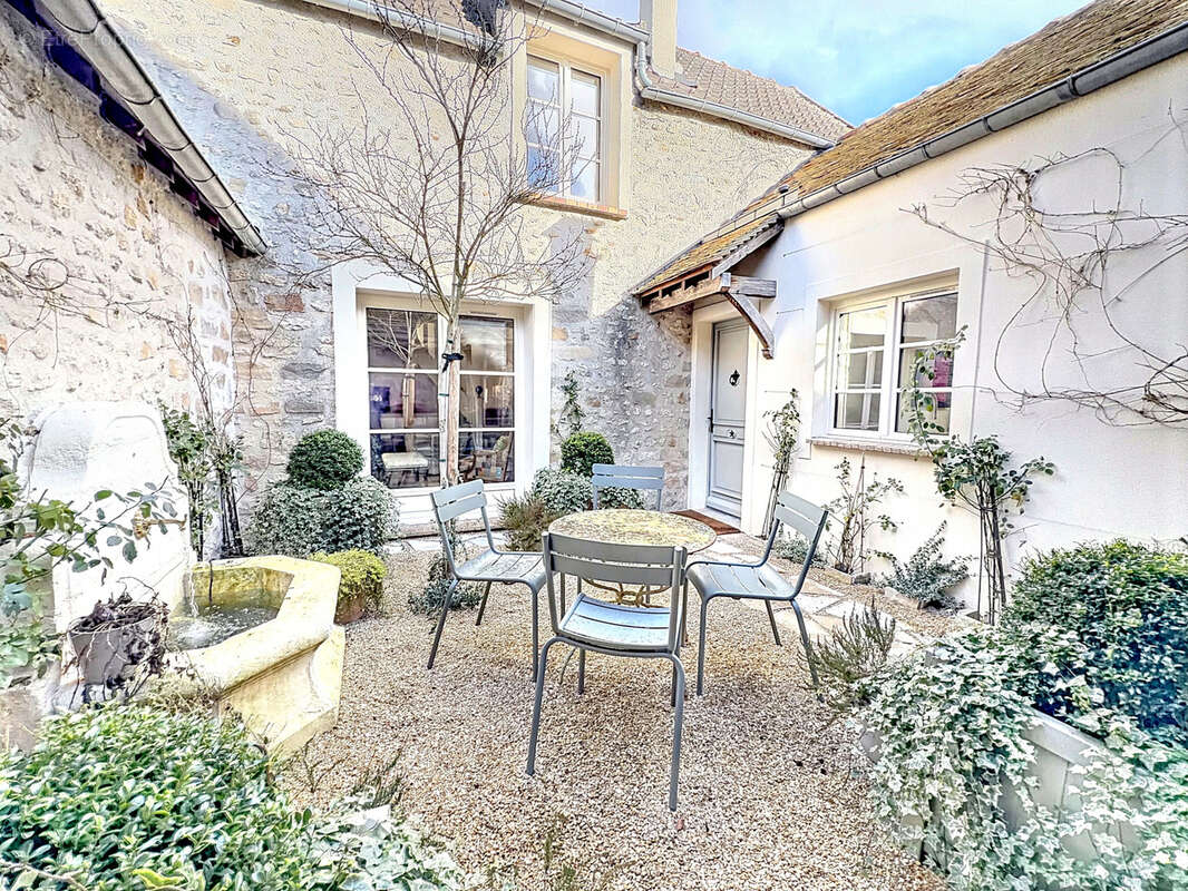 Maison à BARBIZON