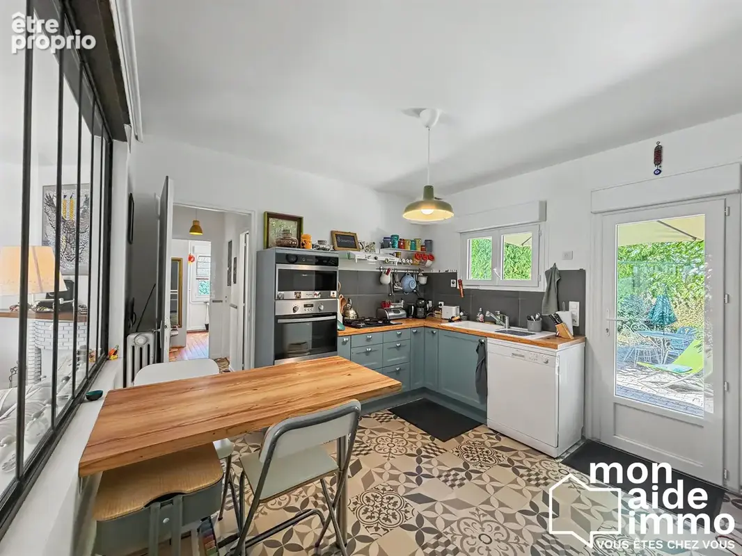 Maison 6 pièces 140 m² à vendre à Coutras (33230) - photo 2