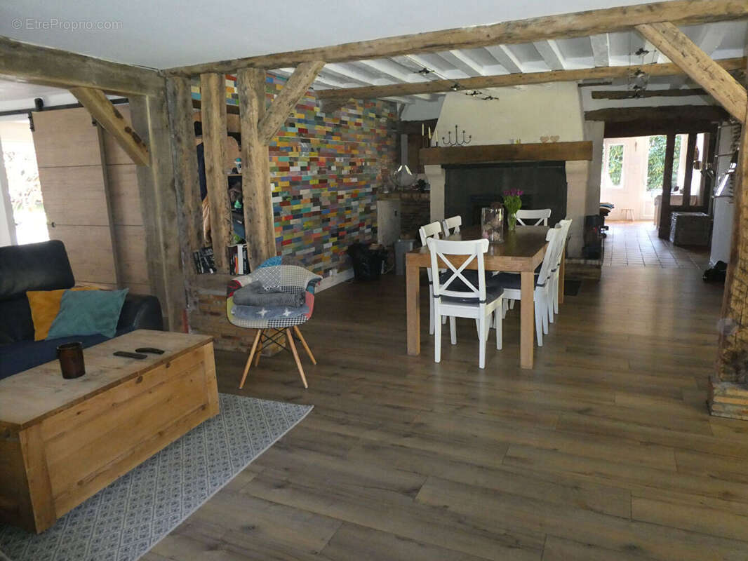 Maison à PONT-L'EVEQUE