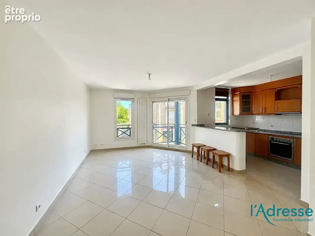 Appartement CHILLY-MAZARIN 2 pièces 43.71 m² - photo 2