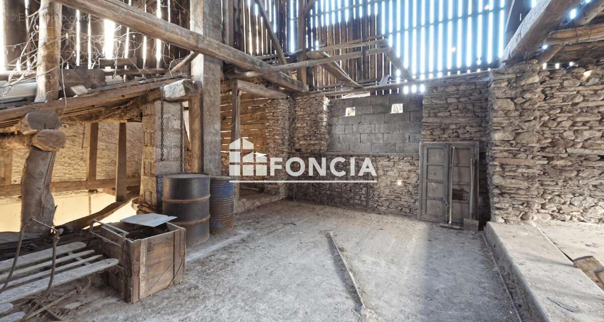 Maison à LA ROCHETTE