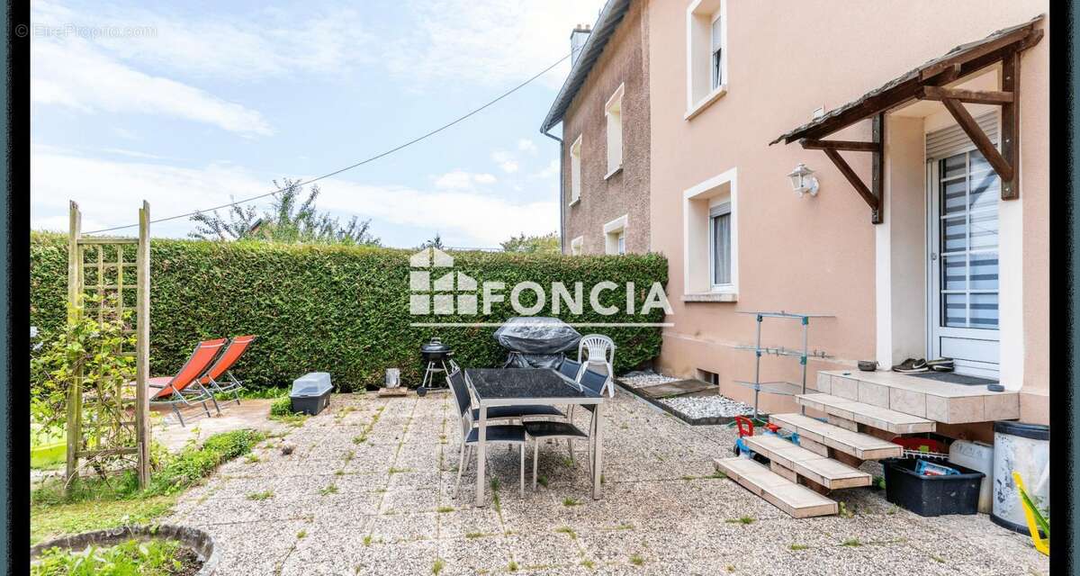 Maison à MORFONTAINE