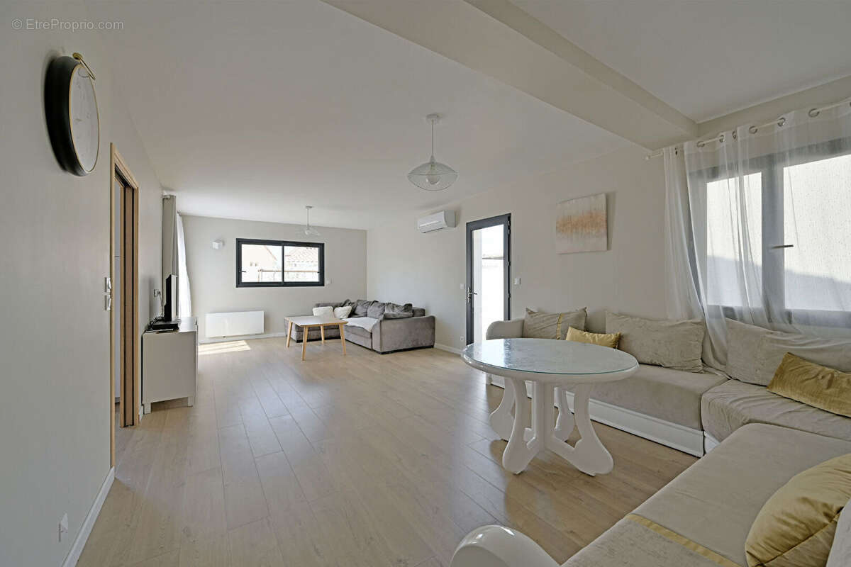 Maison à BEAUVOISIN