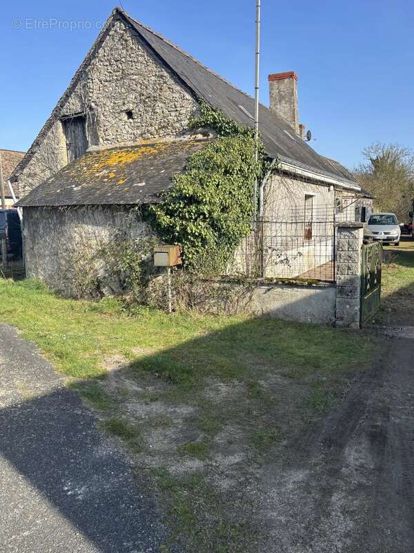 Maison à HOMMES