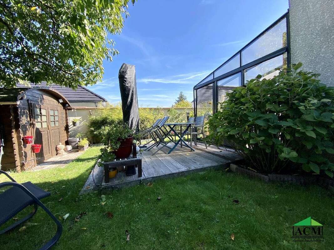 Maison à MERY-SUR-OISE