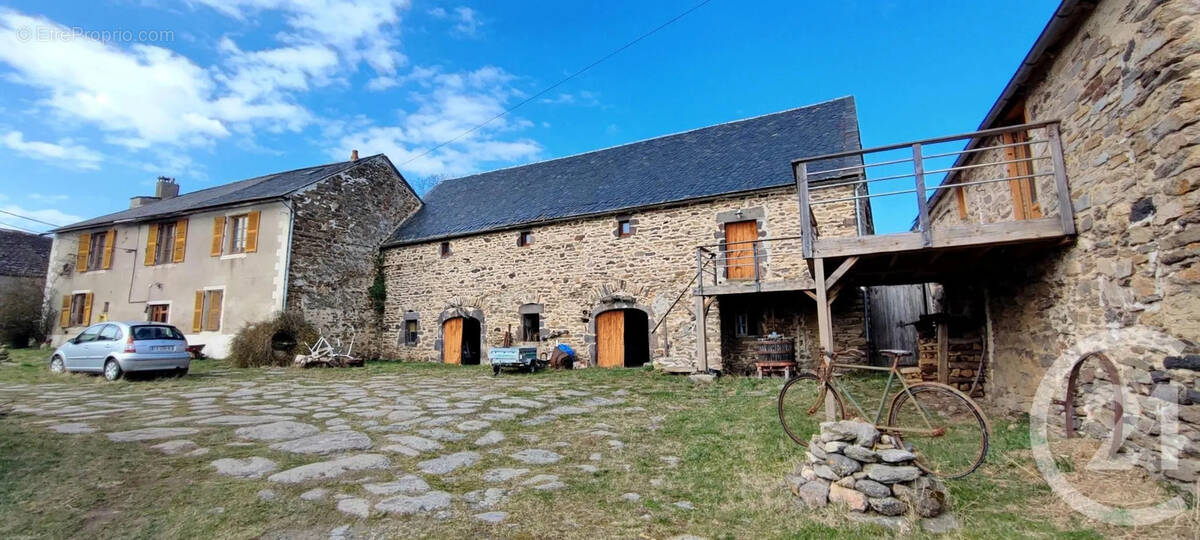 Maison à AUTRAC
