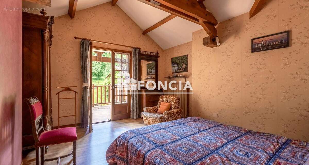 Maison à COURSAC