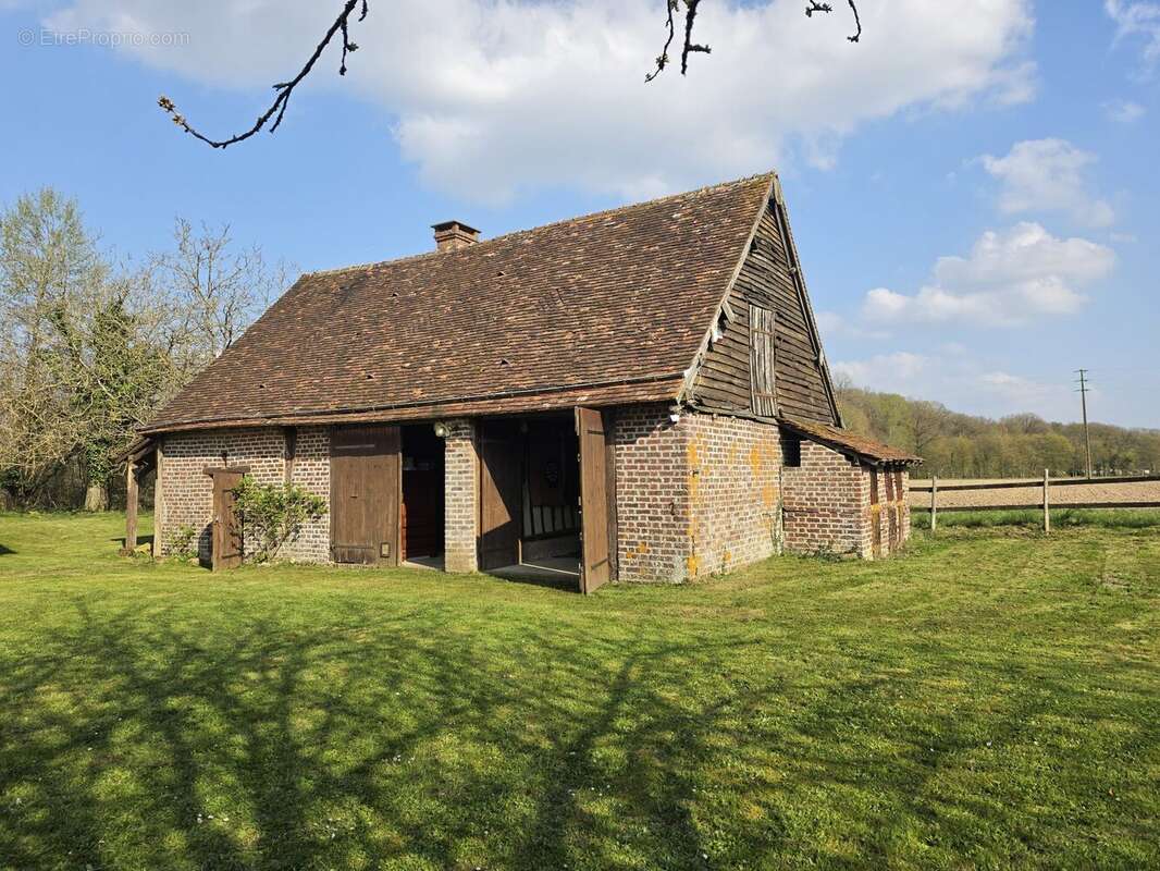 Maison à GREEZ-SUR-ROC
