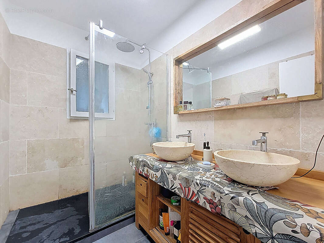 Maison à BLANQUEFORT