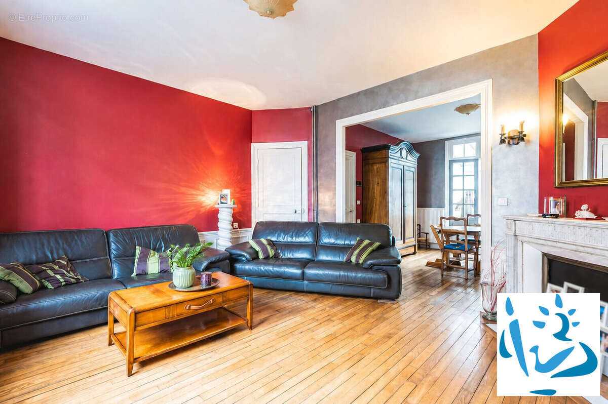 Maison 193 m² à Reims  - photo 2