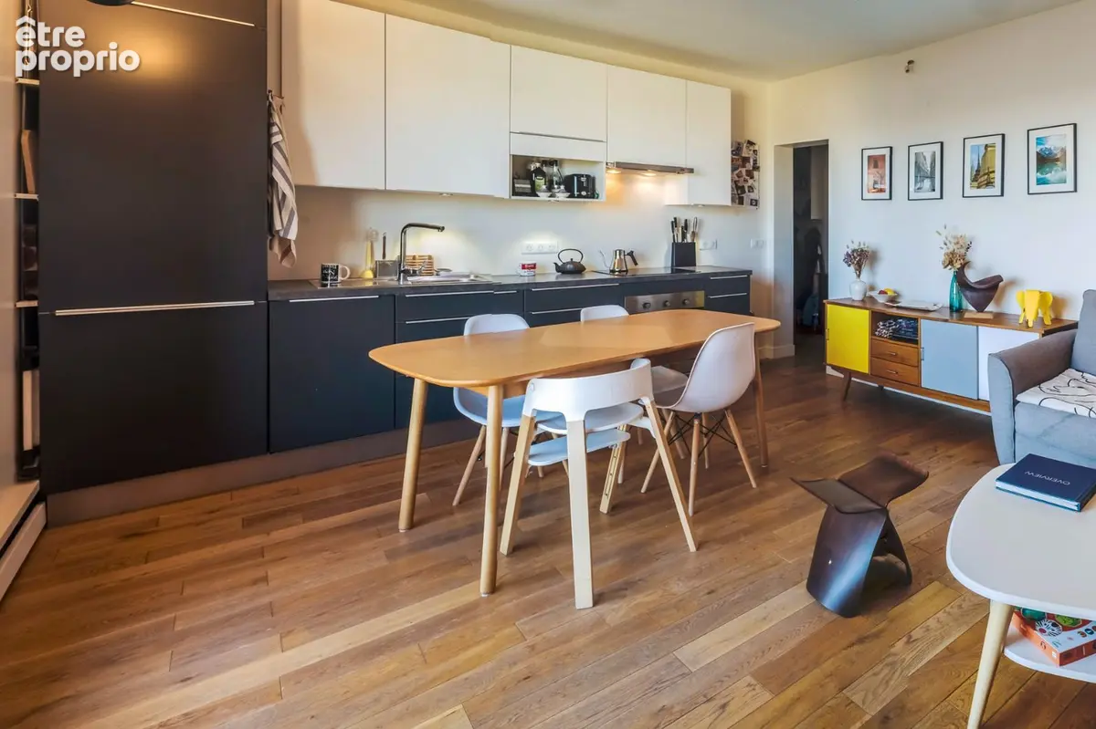 PARIS XIX    Métro Laumière ou Ourcq   3P - 1 chambre 49m²  balcon, cave et parking - photo 9