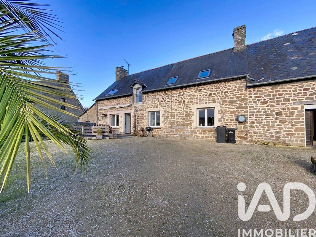 Photo 1 - Maison à ROZ-SUR-COUESNON