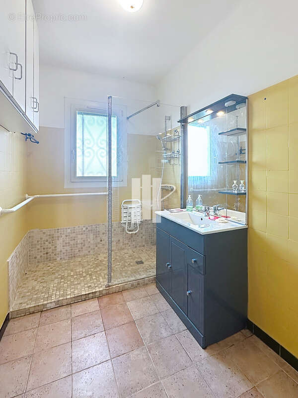 Maison à PUGET-SUR-ARGENS